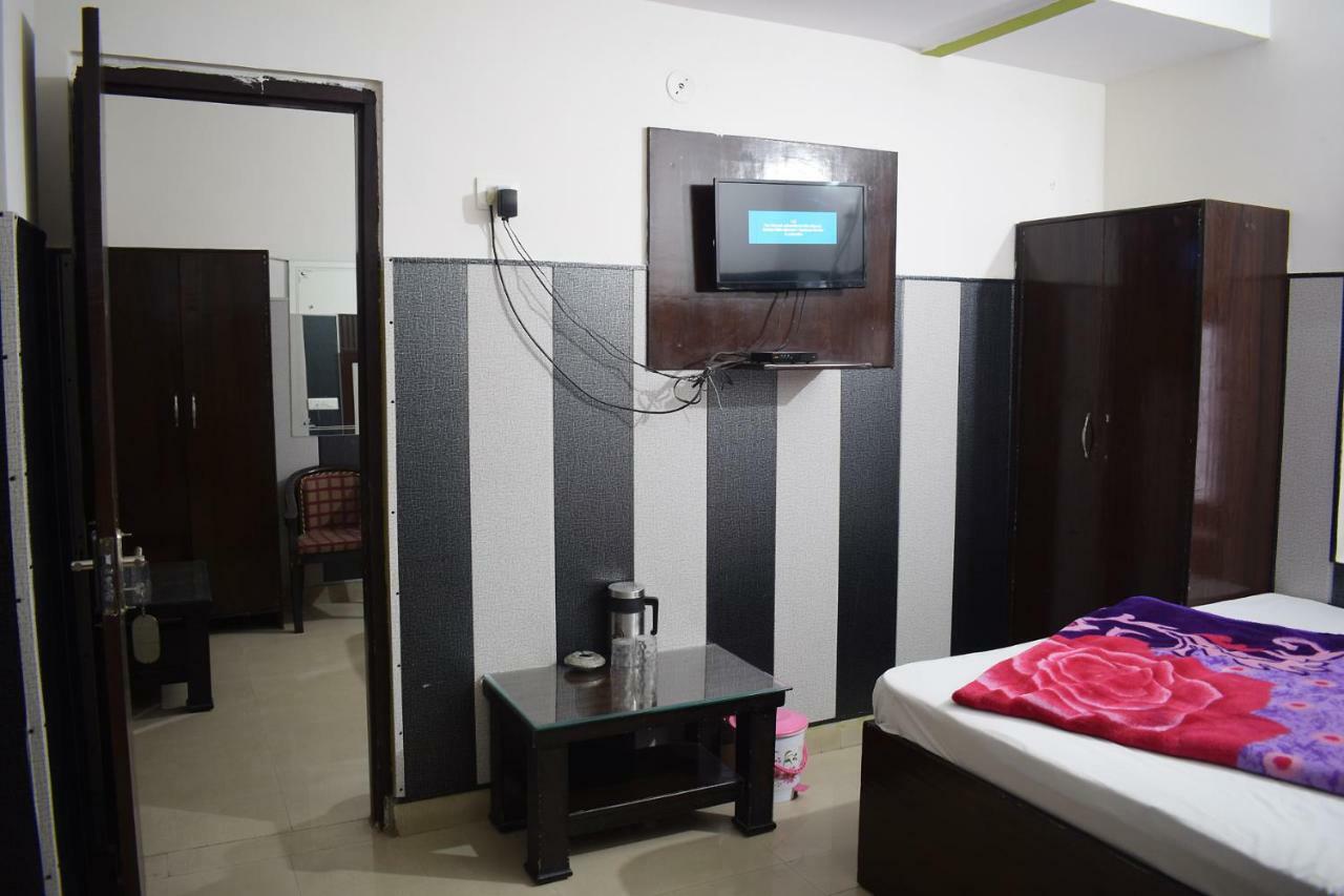Hotel Thakur Ji Haridwār Exteriér fotografie